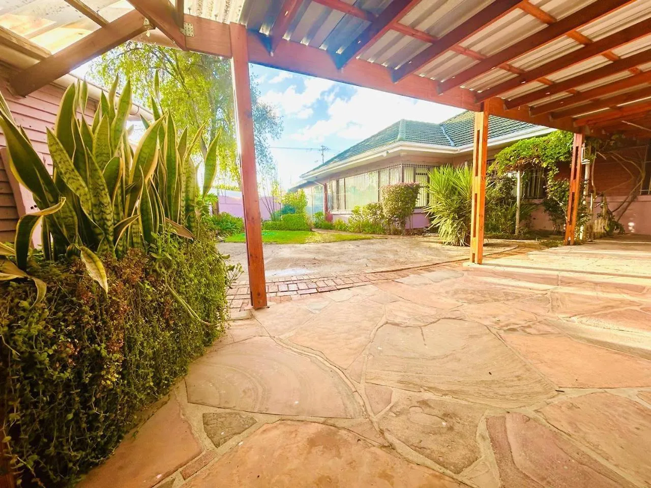 Executive Accommodation Bellville 2 Cape Town Guest house
