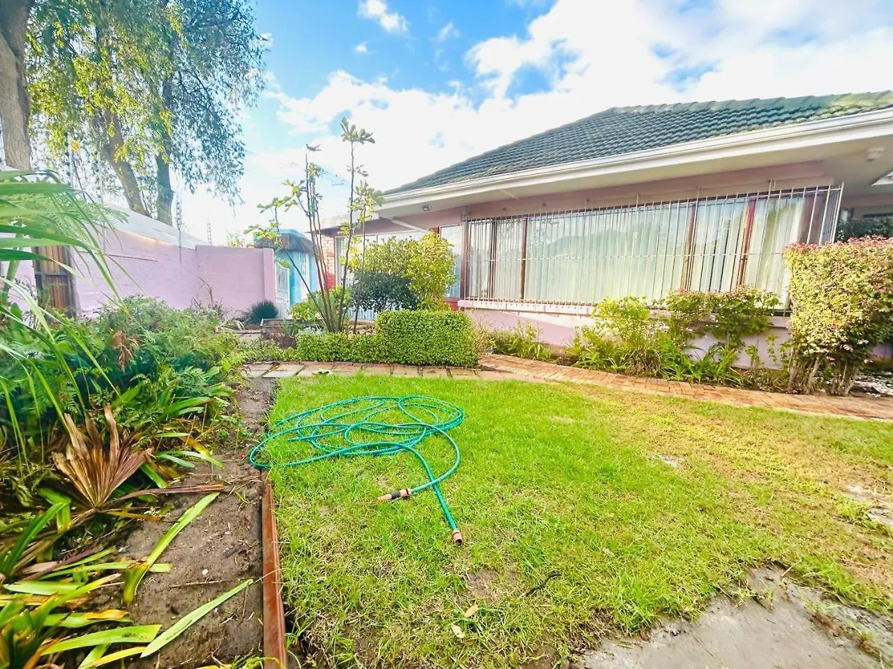 Guest house Executive Accommodation Bellville 2 Cape Town