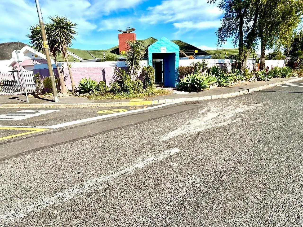 Guest house Executive Accommodation Bellville 2 Cape Town