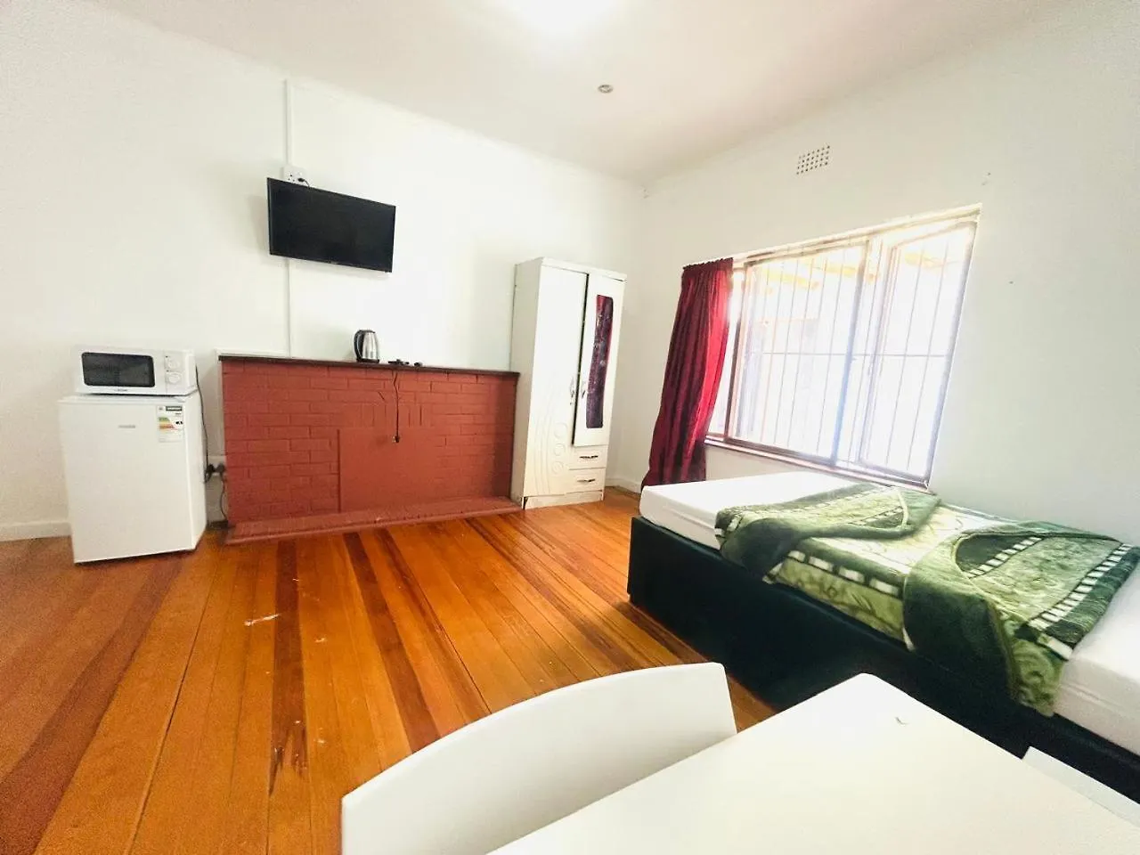 Executive Accommodation Bellville 2 Cape Town Guest house