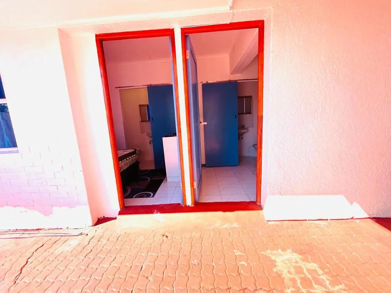 Guest house Executive Accommodation Bellville 2 Cape Town